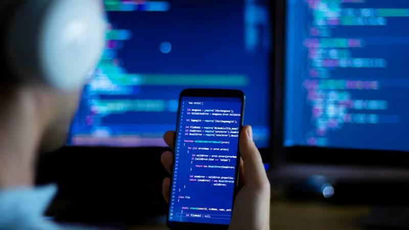 喀什小程序制作：AI伦理框架下的技术赋能与责任坚守
