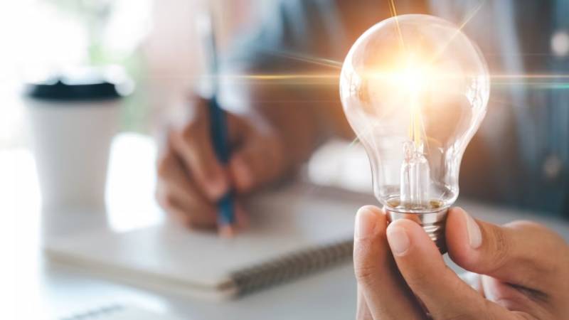 AI监控开发生产力：是创新赋能还是微观管理？成都小程序开发公司视角